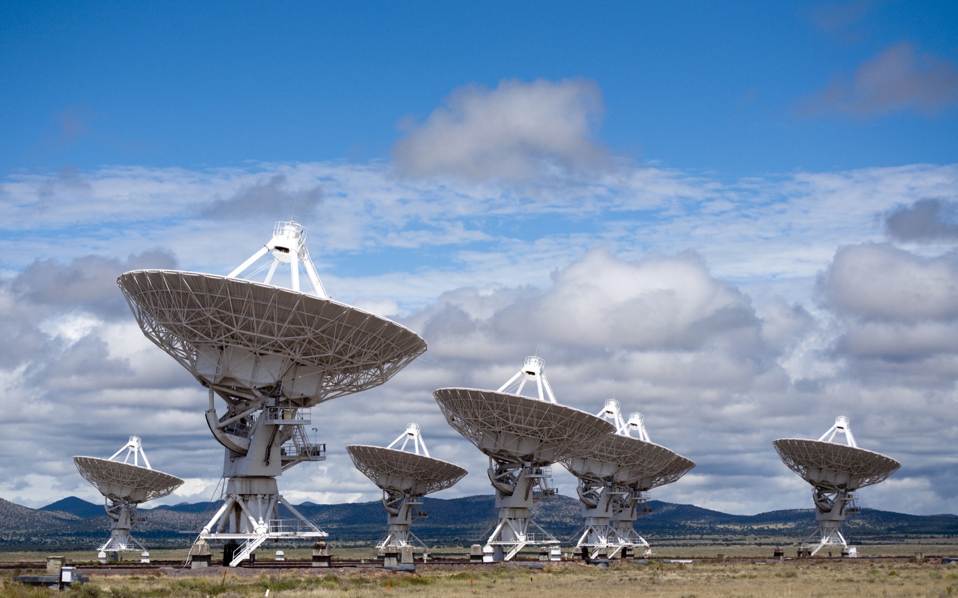 Radio telescope dishes at the Very Large Array in New Mexico