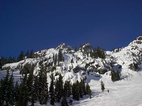 A view on the approach hike