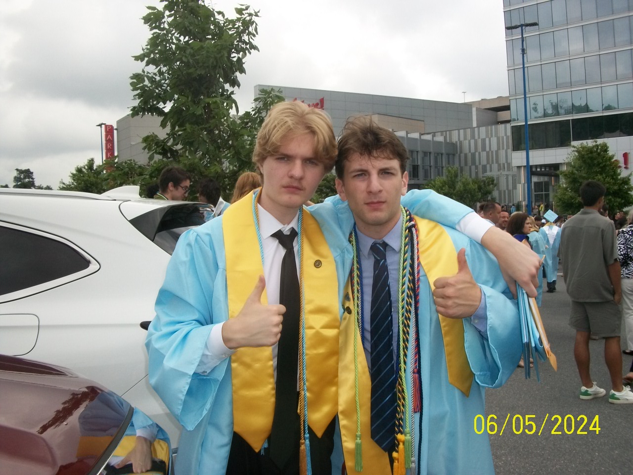 Ben And Elias Grad