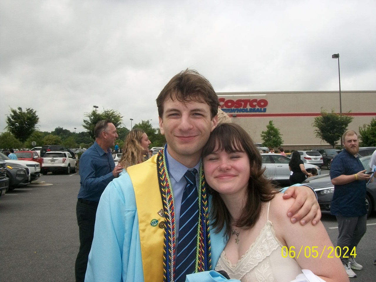 Elias And Emma Grad