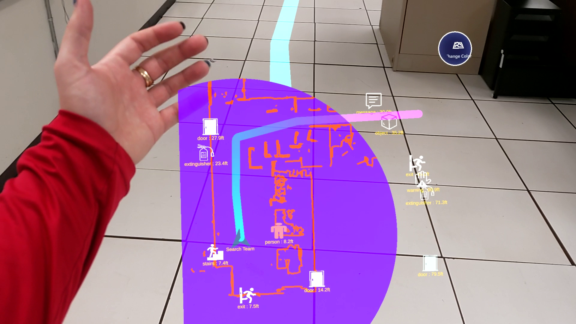 Map in augmented reality with navigation aids