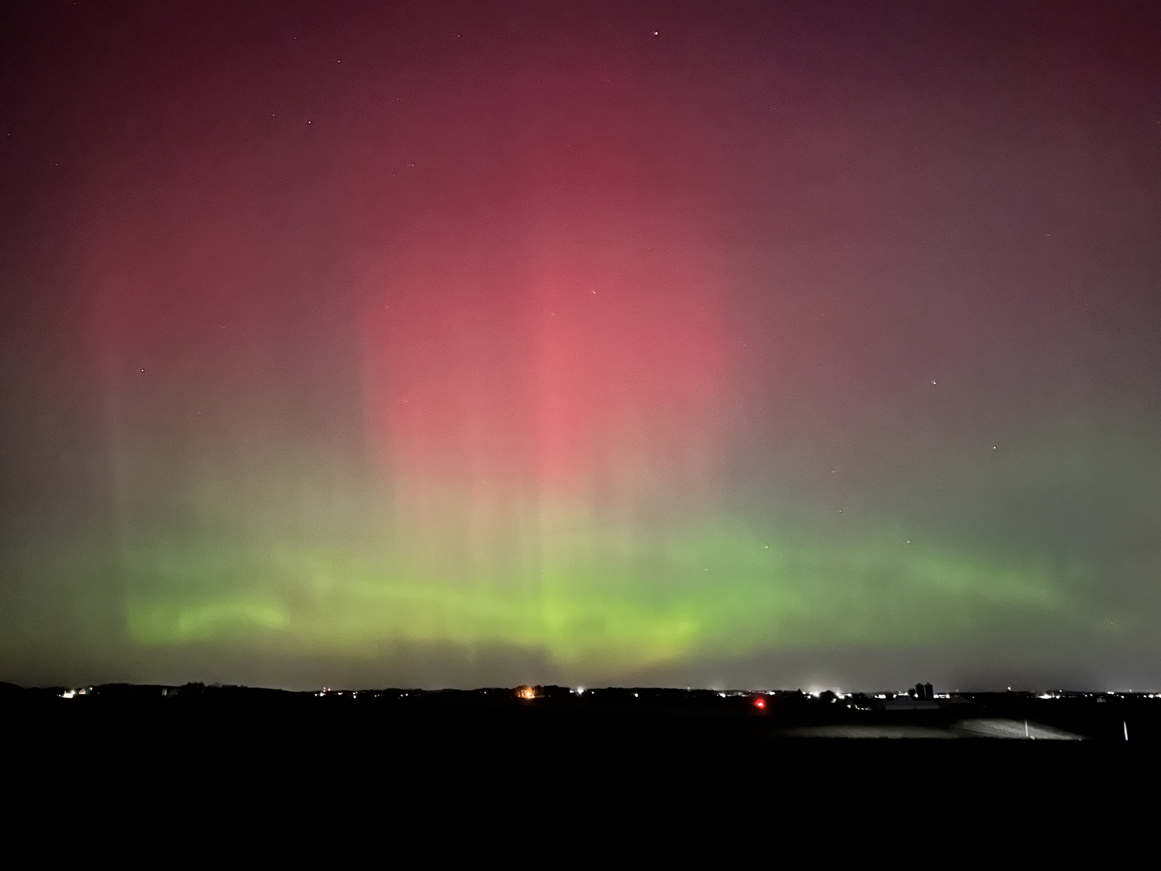 Second night in a row with auroras.  A brief substorm. Madison Wisconsin, November 12, 2025.  Photo by Jerry Zhu