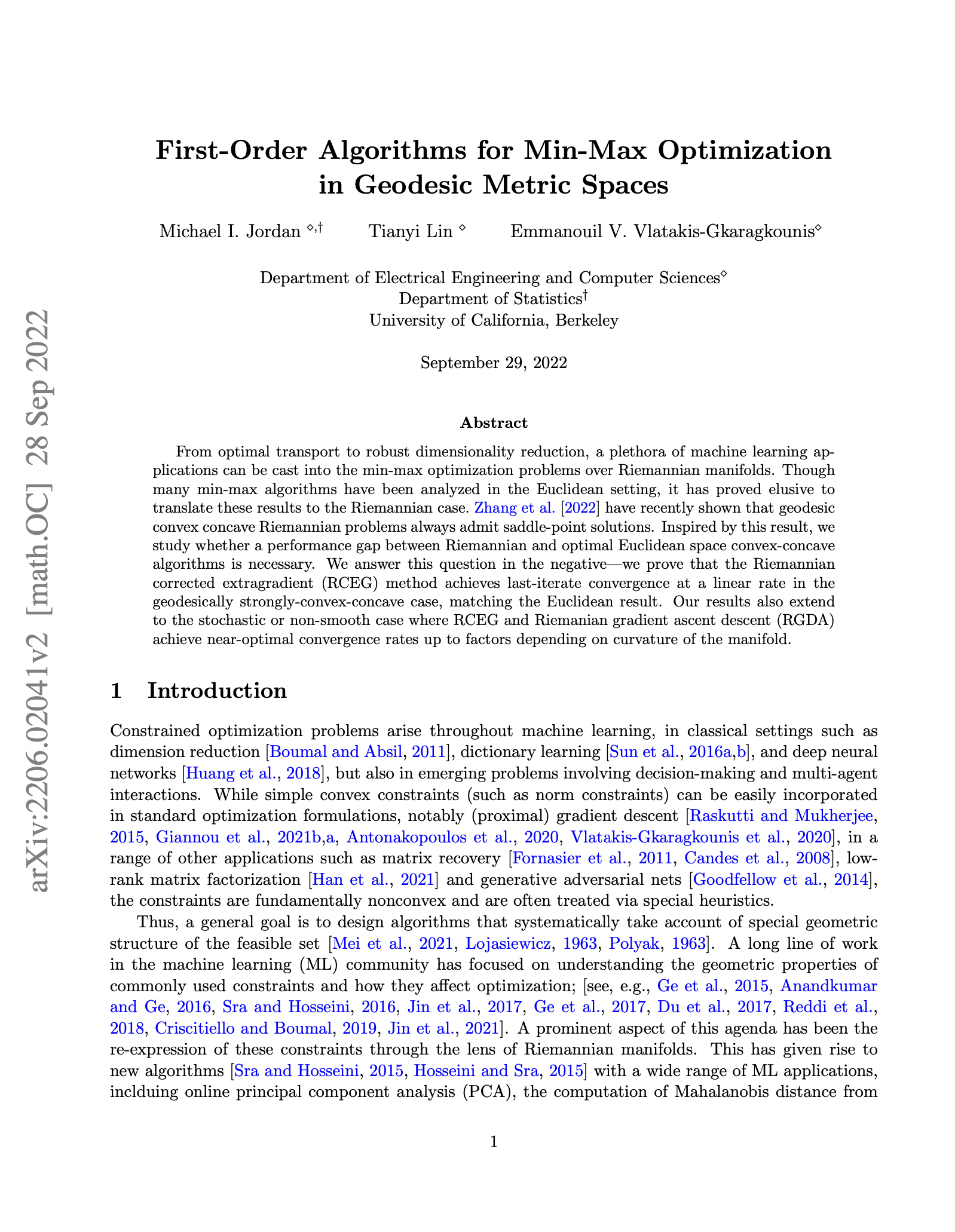 First-Order Algorithms for Min-Max Optimization in Geodesic Metric Spaces